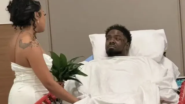 
                    Noivo sofre acidente a caminho do altar e se casa no hospital
                