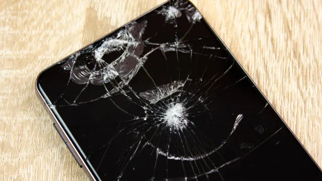 
                    Vale reparar o celular ou comprar outro? Veja como decidir
                