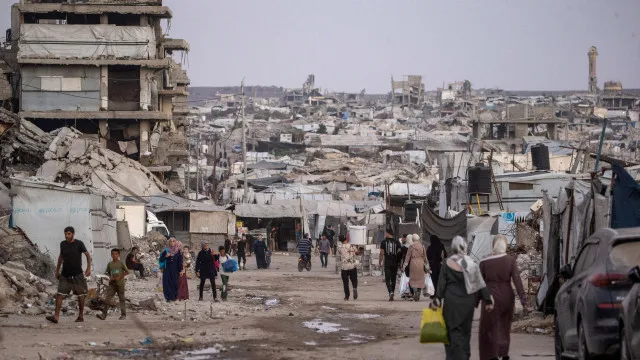 
                    ONU pede acesso de investigadores a Gaza após descoberta de corpos
                