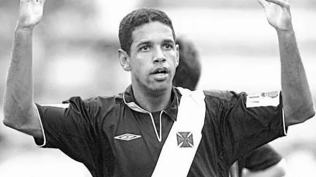Henrique, ex-zagueiro e campeão pelo Vasco, morre aos 49 anos