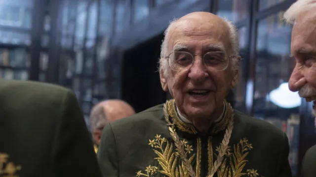 
                    Morre Zuenir Ventura, mestre do jornalismo brasileiro, aos 95 anos
                