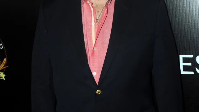 
                    Morre Dennis Haskins, o diretor de 'Uma Galera do Barulho', aos 75 anos
                