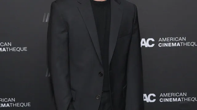 
                    Filho de Rob Lowe faz homenagem após morte da prima de 13 anos
                