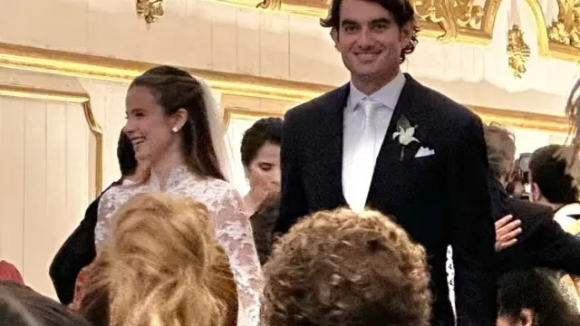 
                    Giulia Be e Kennedy se casam em cerimônia repleta de famosos no Rio de Janeiro
                