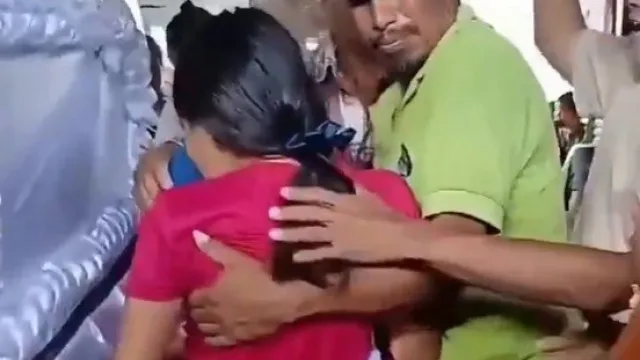 
                    Jovem que acordou em funeral seria enterrada sem registro médico de óbito
                