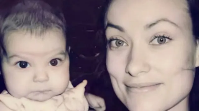
                    Olivia Wilde mostra raras fotos da filha. Daisy já completou 10 anos
                