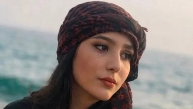 
                    Jovem de 23 anos é condenada à morte no Irã por posts nas redes sociais
                