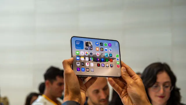 
                    iPhone Duo: veja cinco problemas relatados por usuários após lançamento
                