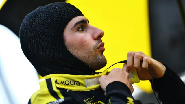 
                    Rafa Câmara chega à F1 em 2027 inspirado pela avó e moldado pela Ferrari
                