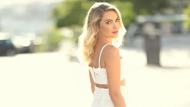 
                    Marido de Lua Blanco faz homenagem após morte da atriz
                