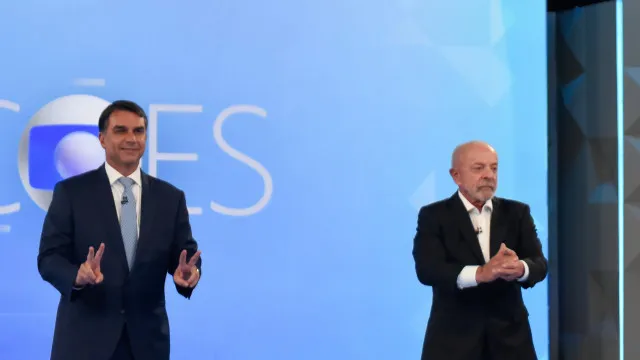 
                    Candidatos trocam acusações e defendem propostas em debate na Globo
                