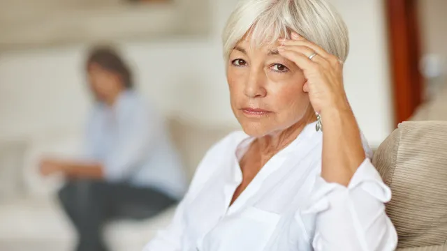 
                    Alzheimer: 8 sinais de alerta que podem surgir antes da perda de memória
                