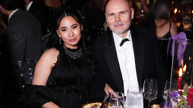 
                    Polêmica: Billy Corgan diz que casar com mulher mais nova é 