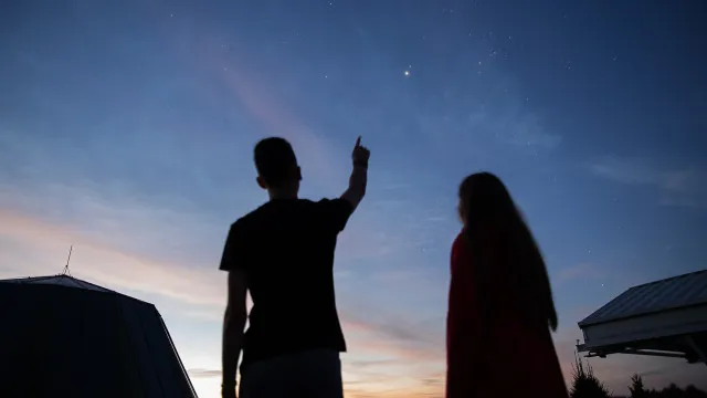 
                    Telescópio da NASA vai cair na Terra após 22 anos
                