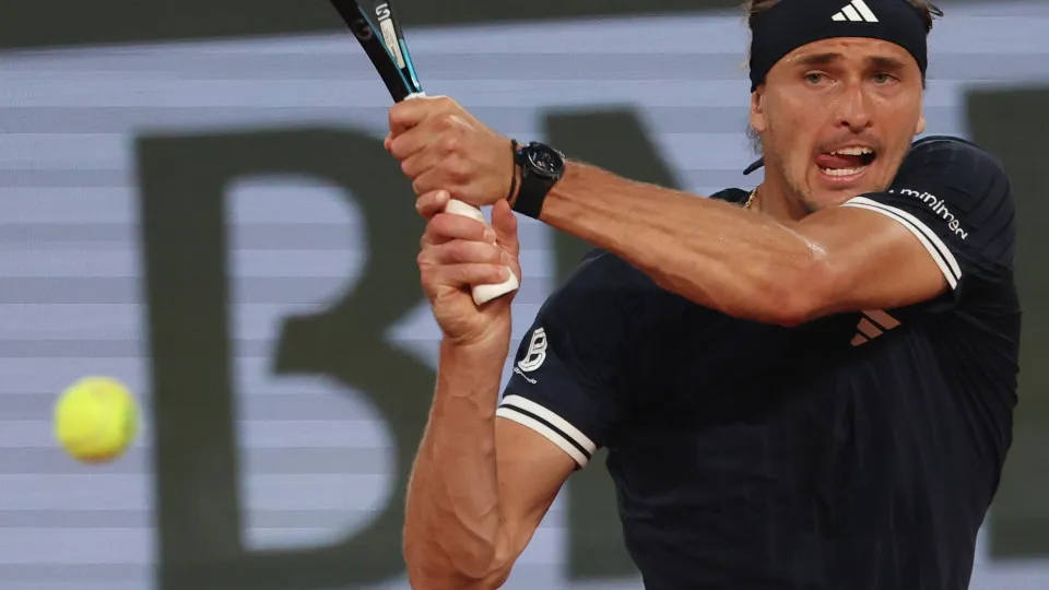 Alexander Zverev se classifica para as oitavas de final de Roland Garros Alexander Zverev se classifica para as oitavas de final de Roland Garros