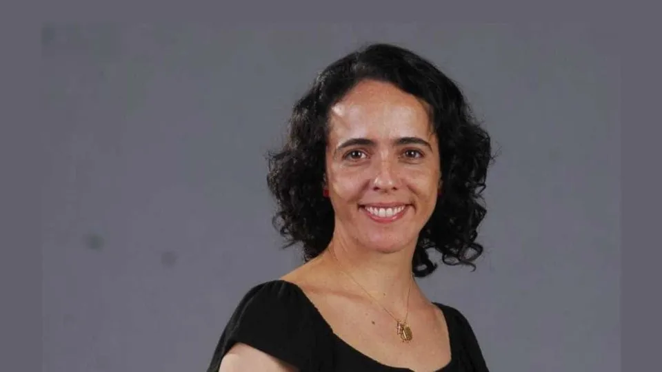 Silvia Buarque revela segundo câncer de mama e relata seis cirurgias