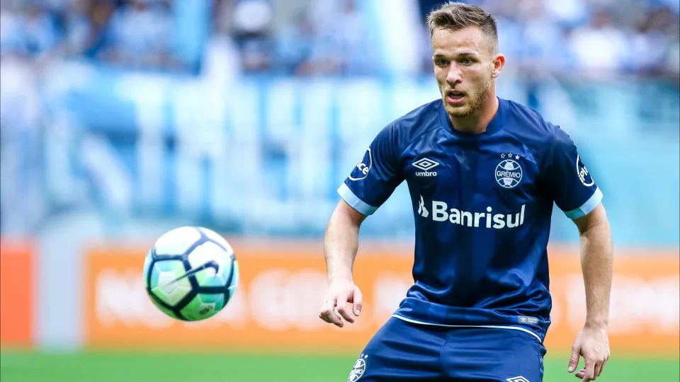 Grêmio não chega a acordo com a Juventus, e Arthur se despede do clube Grêmio não chega a acordo com a Juventus, e Arthur se despede do clube