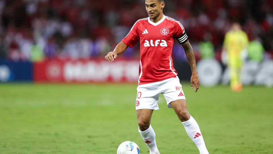 São Paulo encara Inter em situações parecidas no Brasileiro, mas fases diferentes São Paulo encara Inter em situações parecidas no Brasileiro, mas fases diferentes