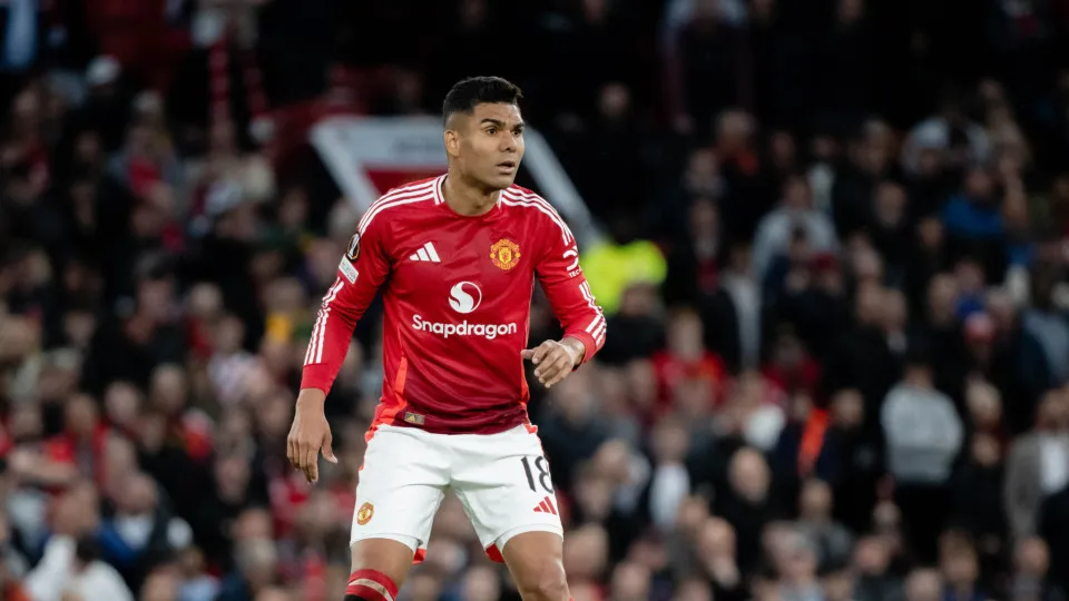 Casemiro anuncia saída do Manchester United ao fim da temporada Casemiro anuncia saída do Manchester United ao fim da temporada