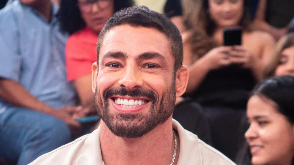 'Sou um pai carinhoso', diz Cauã Reymond sobre a criação da filha adolescente