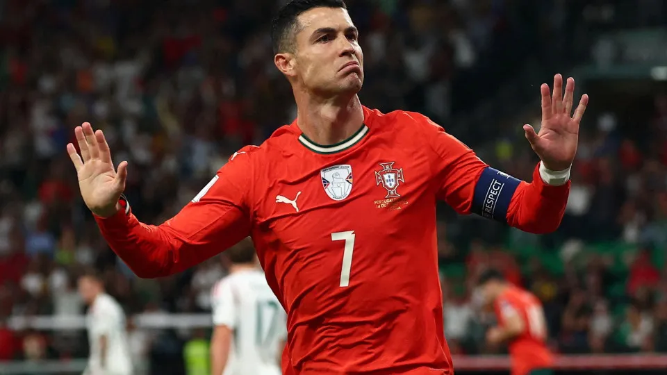 Cristiano Ronaldo lidera buscas entre craques estrangeiros da Copa Cristiano Ronaldo lidera buscas entre craques estrangeiros da Copa