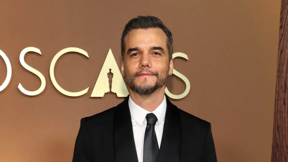 Wagner Moura vai protagonizar filme ao lado de Kristen Stewart