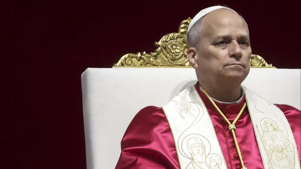 Grupo ultratradicionalista desafia papa e reabre risco de cisma na Igreja Católica Grupo ultratradicionalista desafia papa e reabre risco de cisma na Igreja Católica