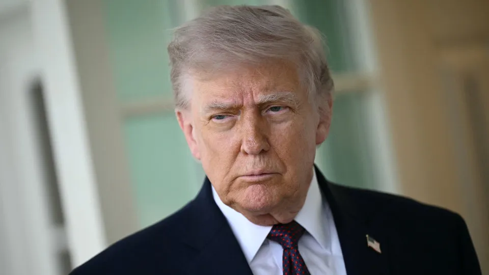 Trump diz que acordo com Irã está finalizado e cancela novos ataques Trump diz que acordo com Irã está finalizado e cancela novos ataques