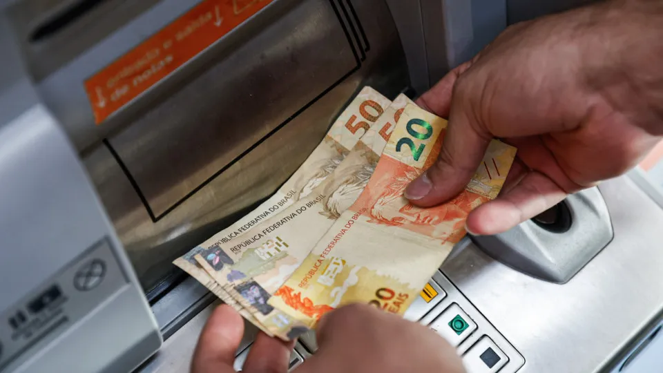 Real é a moeda que mais valoriza em 2026; Dólar em queda