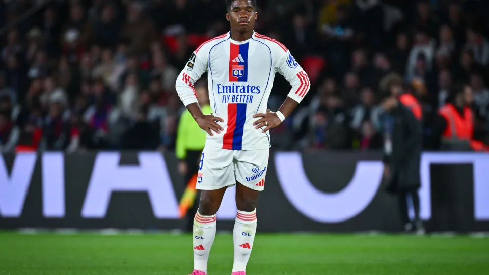 Endrick leva bronca de possível rival da Copa após ‘provocar’ torcida do PSG: ‘Jogue futebol’