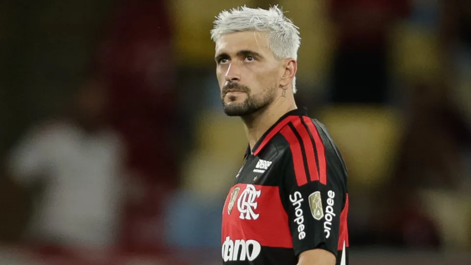 Arrascaeta recebe alta após cirurgia e inicia nova etapa de recuperação antes da Copa Arrascaeta recebe alta após cirurgia e inicia nova etapa de recuperação antes da Copa