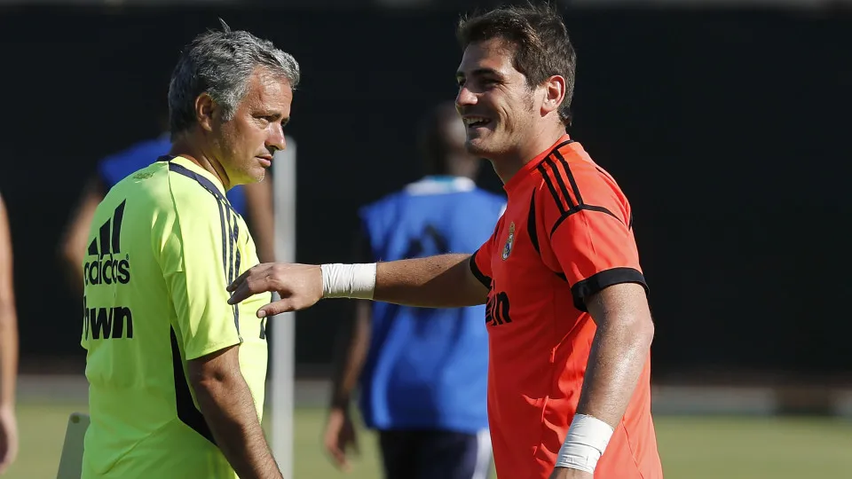 Casillas rejeita volta de Mourinho ao Real Madrid e aponta favorito Casillas rejeita volta de Mourinho ao Real Madrid e aponta favorito