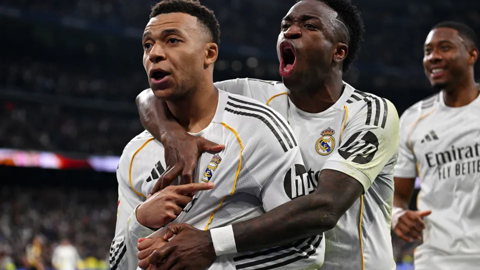 “Mbappé e Vinícius não podem estar juntos. Florentino tem de decidir”