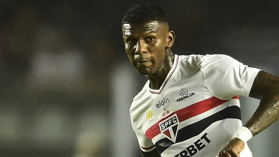 Santos e São Paulo não se entendem, e negociações por Arboleda emperram Santos e São Paulo não se entendem, e negociações por Arboleda emperram