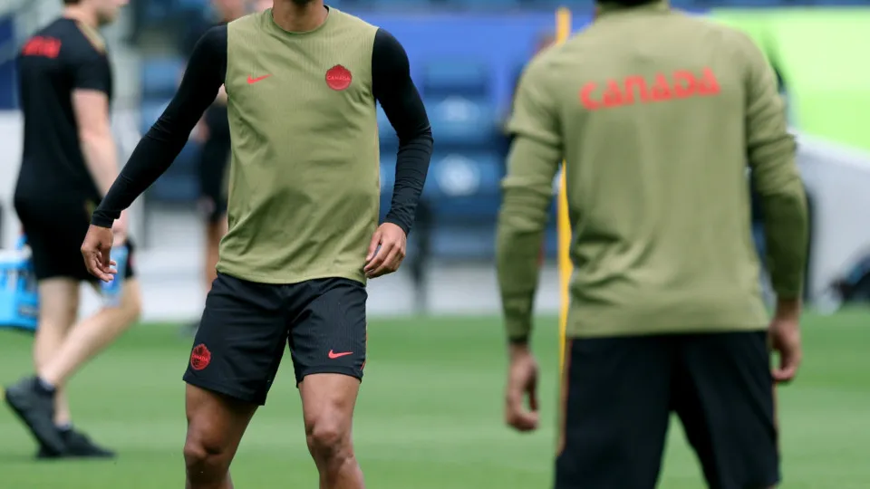 Estreantes em mata-mata, África do Sul e Canadá se enfrentam por vaga nas oitavas da Copa