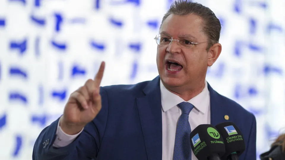 PF diz que compra de imóvel de Sóstenes não teve origem dos recursos comprovada PF diz que compra de imóvel de Sóstenes não teve origem dos recursos comprovada