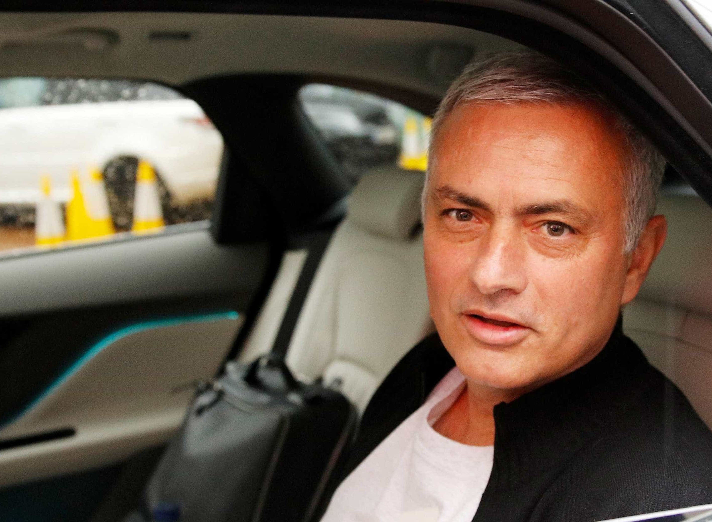 Demissão de Mourinho custou R$ 95 milhões ao Manchester United